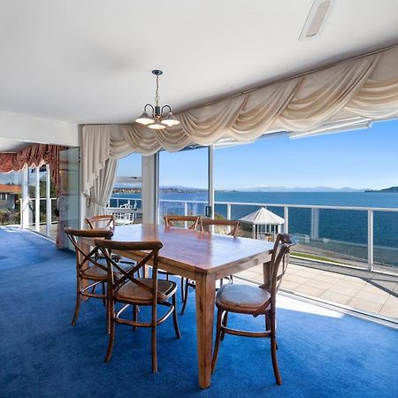 Spectacular Lakefront Home Taupo Kültér fotó