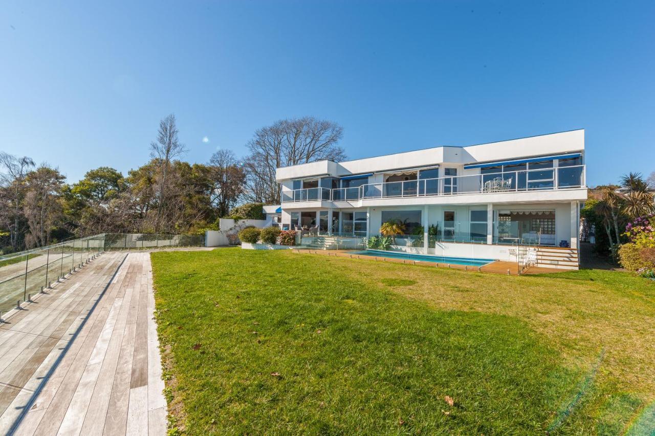 Spectacular Lakefront Home Taupo Kültér fotó